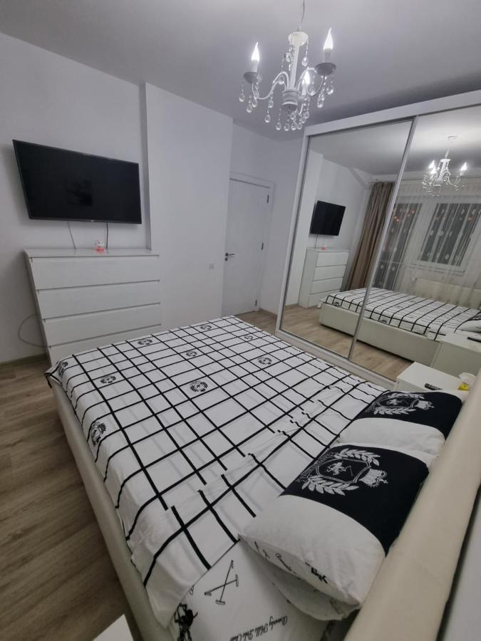 25 Luxury Apartament Bukarest Exterior foto